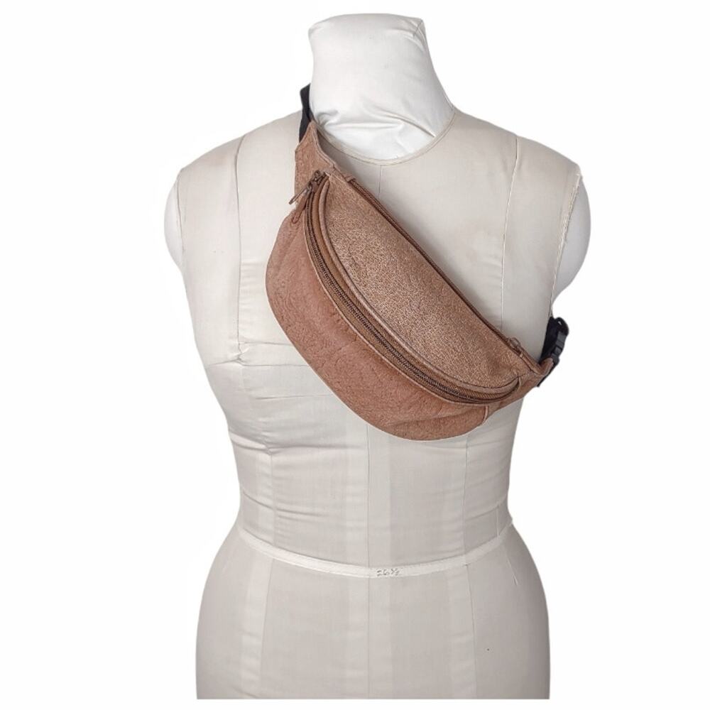 VTG Leather Fanny Pack Small Soft Tan Belt Bag Travel Crossbody Retro 80s 90s